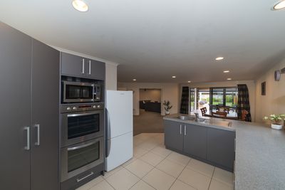 32 Tennyson Avenue, Kelvin Grove, Palmerston North City, Manawatu | Tall Poppy 