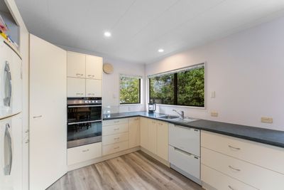 76 Grace Street, Sanson, Manawatu | Tall Poppy 