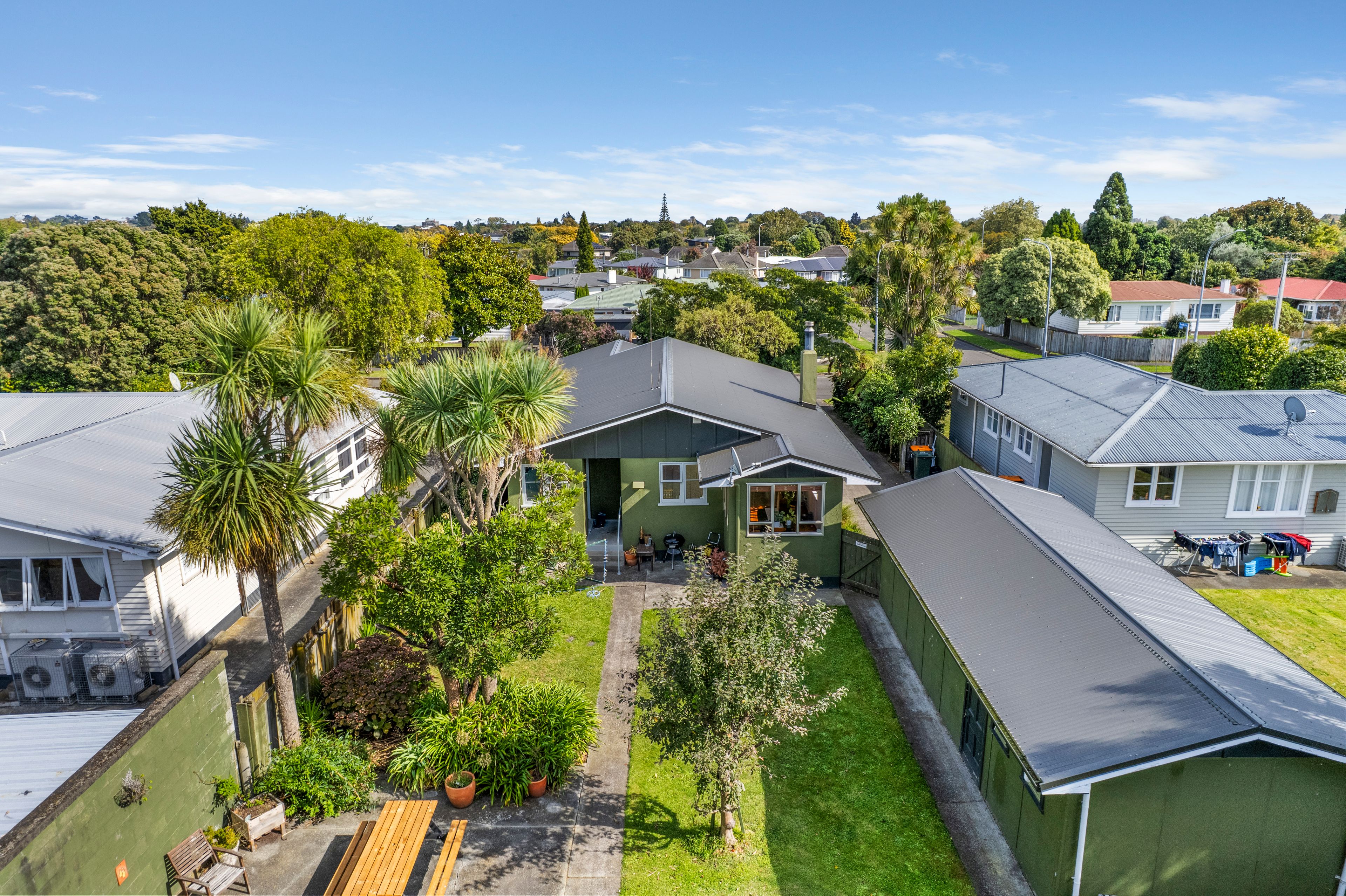 27 Waterloo Crescent, Hokowhitu, Palmerston North City, Manawatu | Tall Poppy