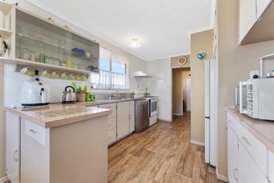 28 Barling Street, Himatangi Beach, Manawatu | Tall Poppy 