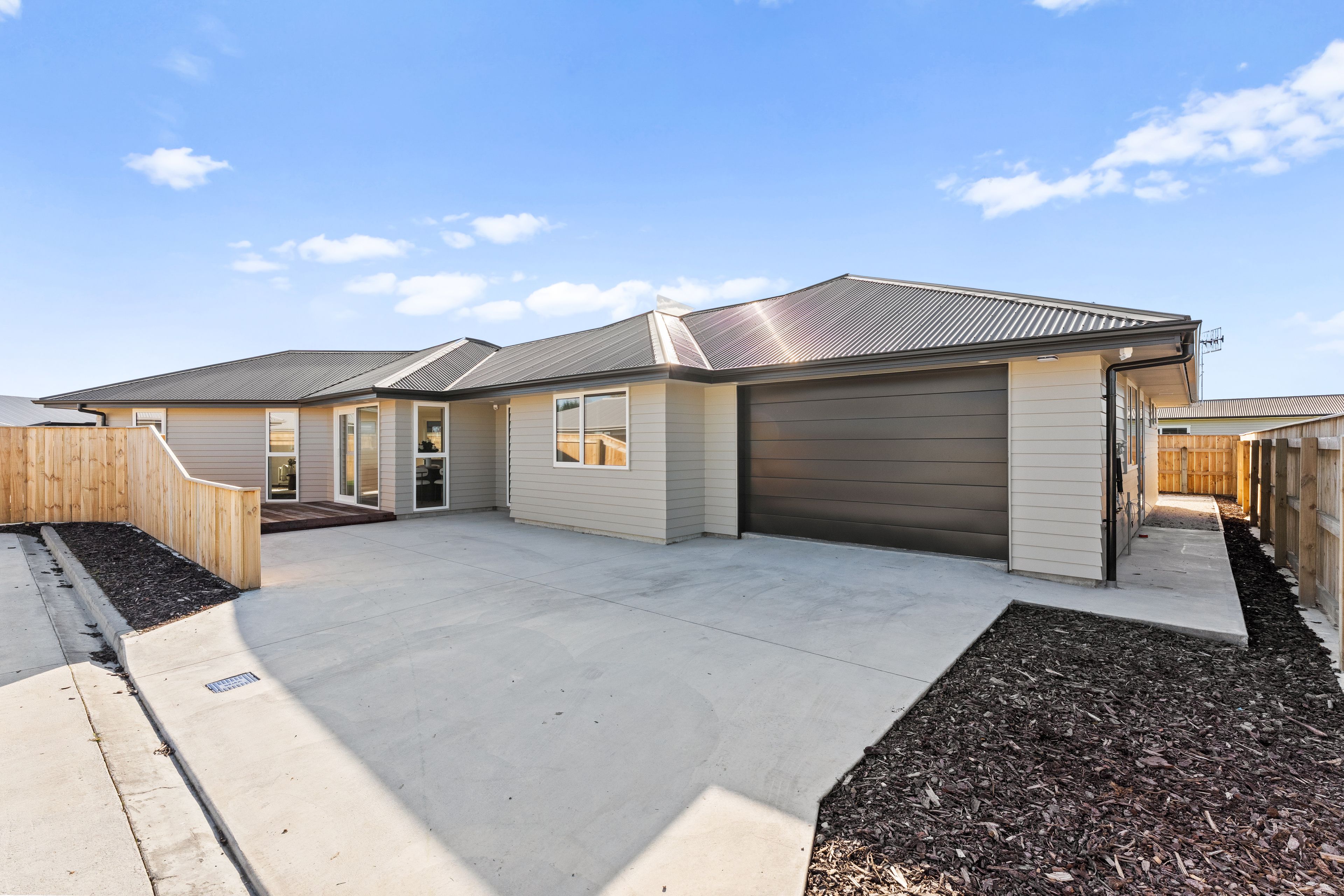6 Lawry Lane, Feilding, Manawatu | Tall Poppy