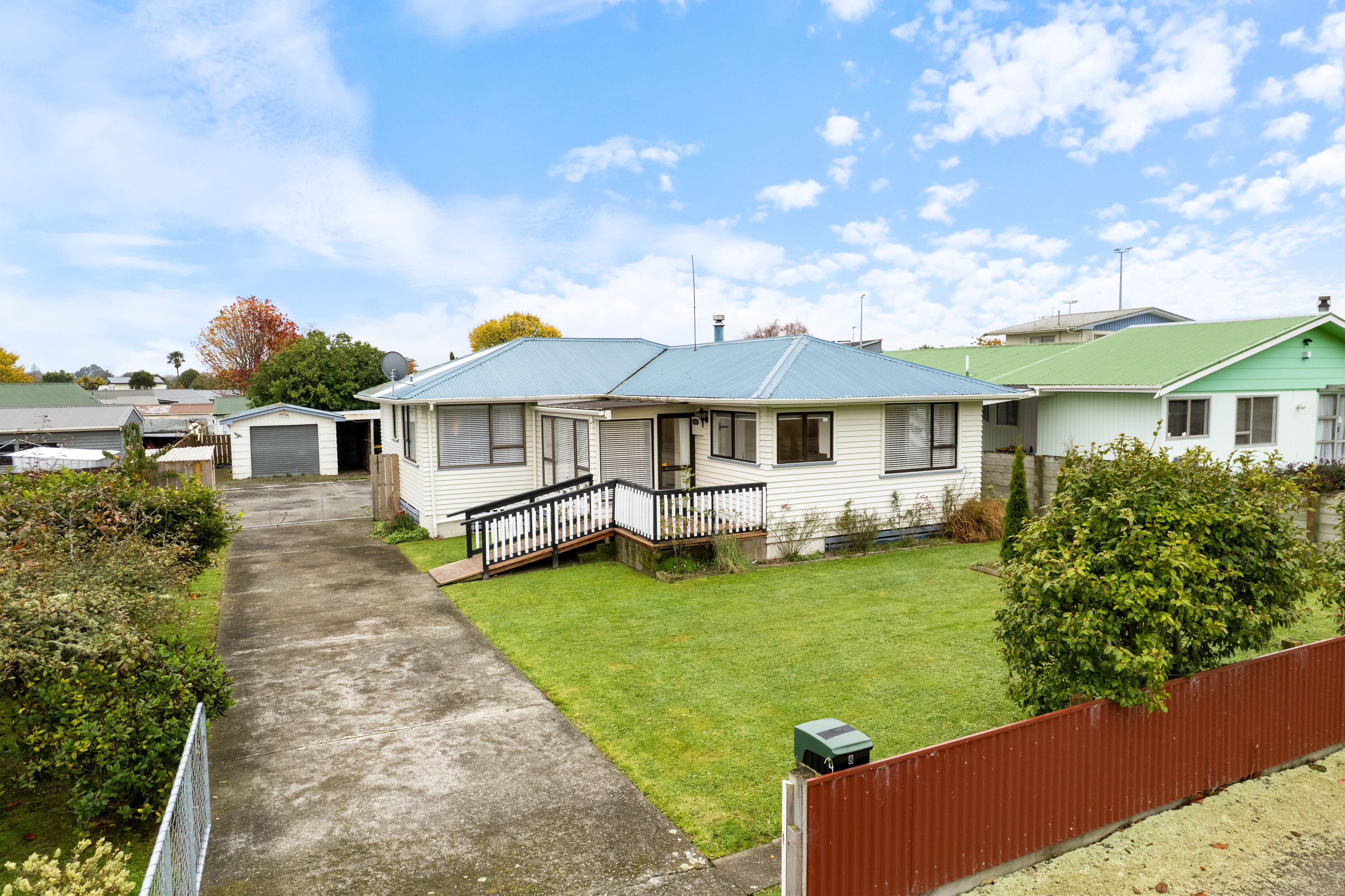 8 Tudor Road, Pahiatua, Tararua, Manawatu | Tall Poppy