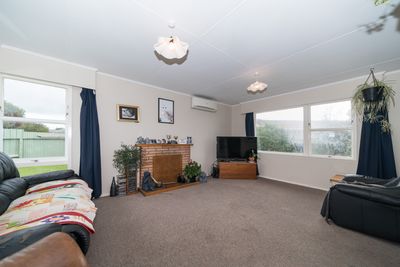 28 Dewe Avenue, Feilding, Manawatu | Tall Poppy 