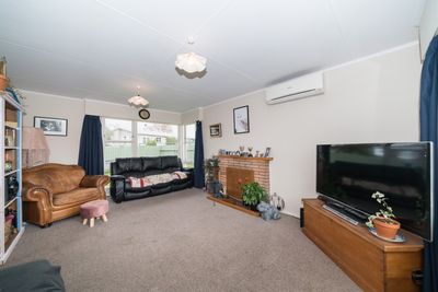 28 Dewe Avenue, Feilding, Manawatu | Tall Poppy 
