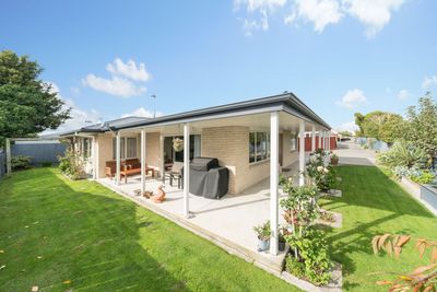 6A Monckton Street, Feilding, Manawatu | Tall Poppy 