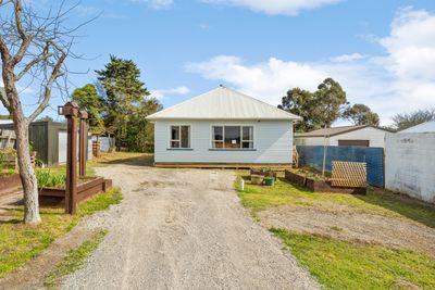 9 Wear Street, Rongotea, Manawatu, Manawatu | Tall Poppy 