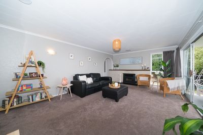 6 Eastview Place, Feilding, Manawatu | Tall Poppy 