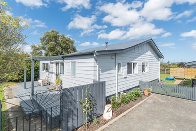 19 Mountfort Grove, Feilding, Manawatu | Tall Poppy 