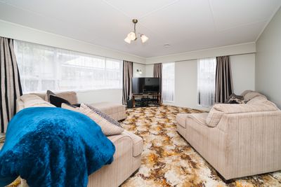 26 Kennedy Ave, Feilding, Manawatu | Tall Poppy 