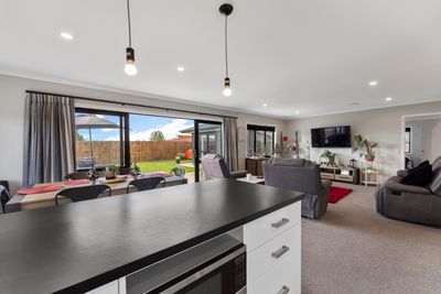 1 Wescombe Grove, Feilding, Manawatu | Tall Poppy 