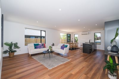 27 Poplar Grove, Feilding, Manawatu | Tall Poppy 