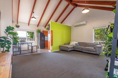 19 Peppertree Glade, Kelvin Grove, Palmerston North City, Manawatu | Tall Poppy 