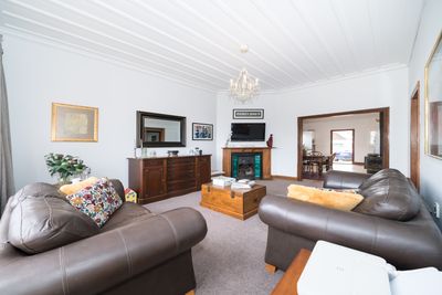 30 Denbigh Street, Feilding, Manawatu | Tall Poppy 