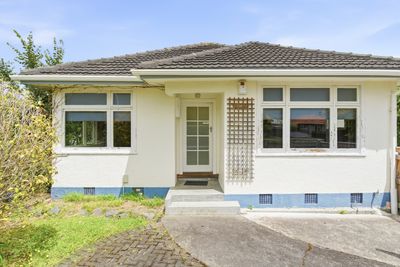 202 Vogel Street, Roslyn, Palmerston North City, Manawatu | Tall Poppy 