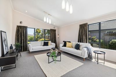 47 Tennyson Avenue, Kelvin Grove, Palmerston North City, Manawatu | Tall Poppy 