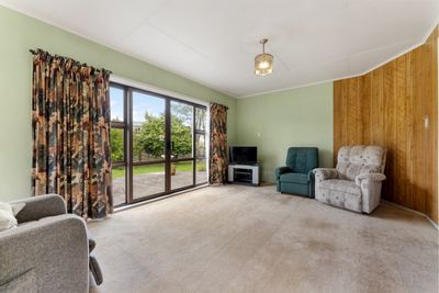76 Lethbridge Street, Feilding, Manawatu | Tall Poppy 
