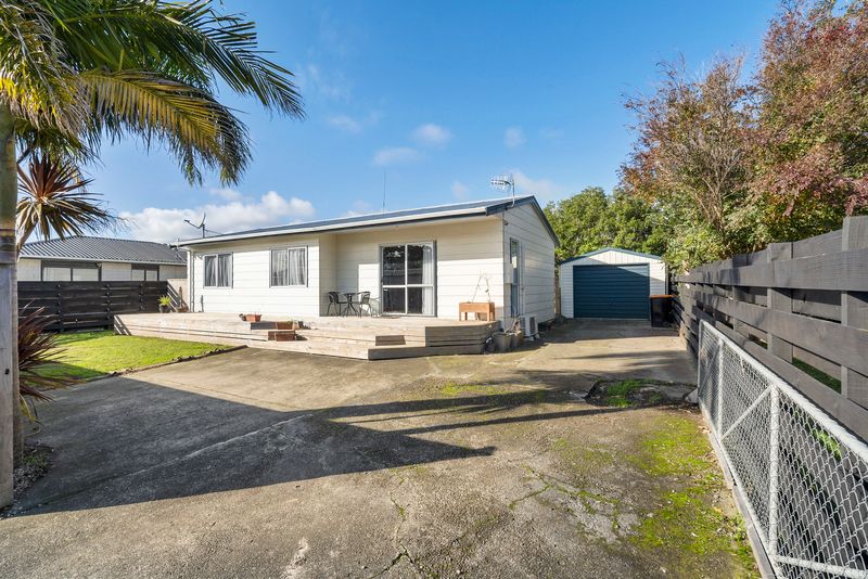 6 Athena Grove, Highbury, Palmerston North City
