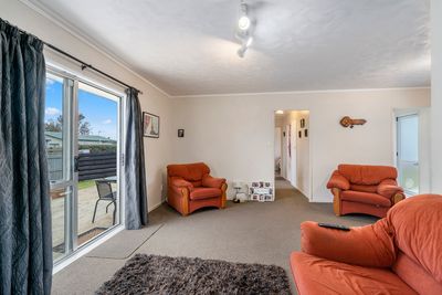 6 Athena Grove, Highbury, Palmerston North City, Manawatu | Tall Poppy 