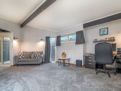 3 Mcdonald Place, Awapuni, Palmerston North City, Manawatu | Tall Poppy 
