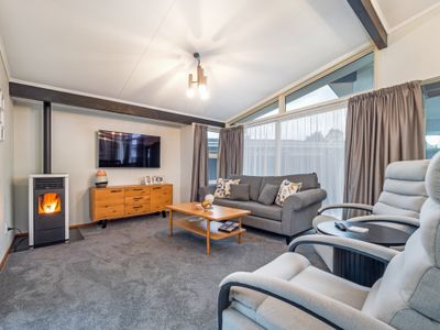 3 Mcdonald Place, Awapuni, Palmerston North City, Manawatu | Tall Poppy 