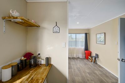 21a Railway Road, Bunnythorpe, Manawatu | Tall Poppy 