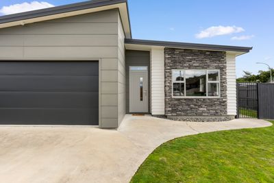 16 Freedom Drive, Kelvin Grove, Palmerston North City, Manawatu | Tall Poppy 