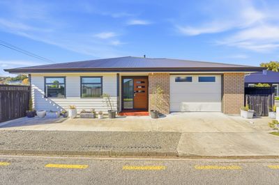 1 Kauri Place, Pahiatua, Tararua, Manawatu | Tall Poppy 