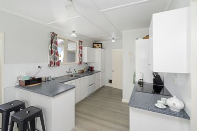 7 Milne Street, Sanson, Manawatu | Tall Poppy 