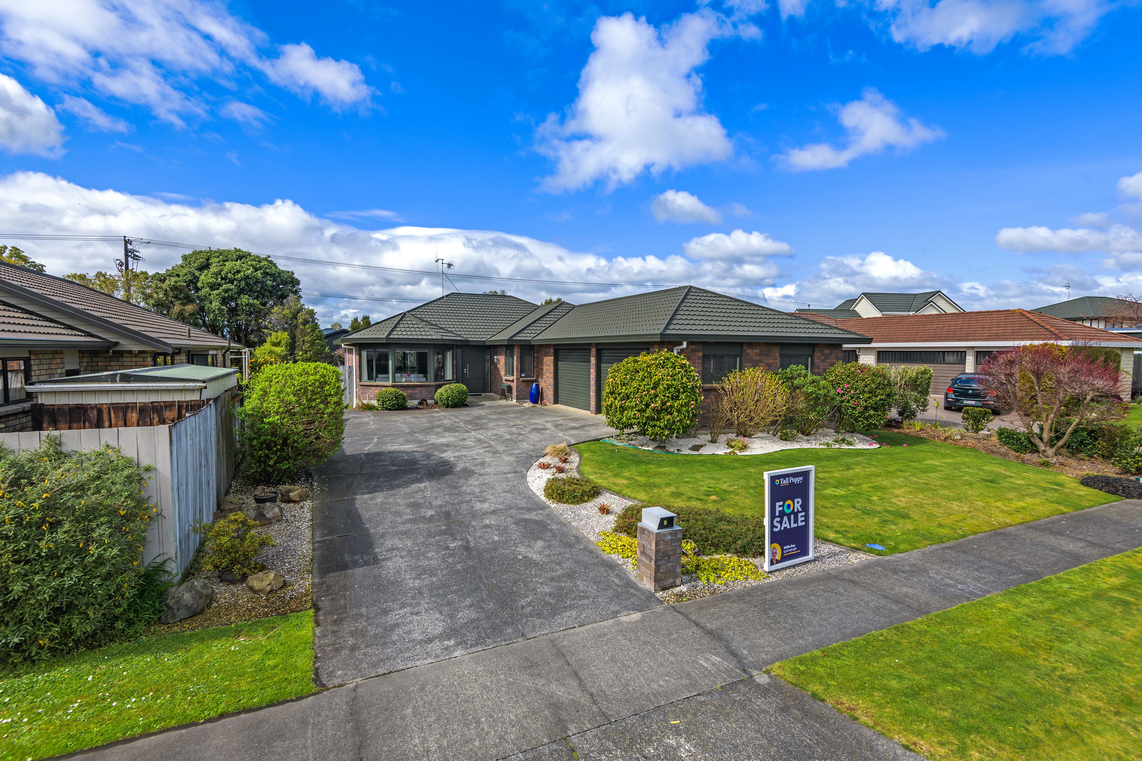 9 Rosebank Avenue, Kelvin Grove, Palmerston North City, Manawatu | Tall Poppy