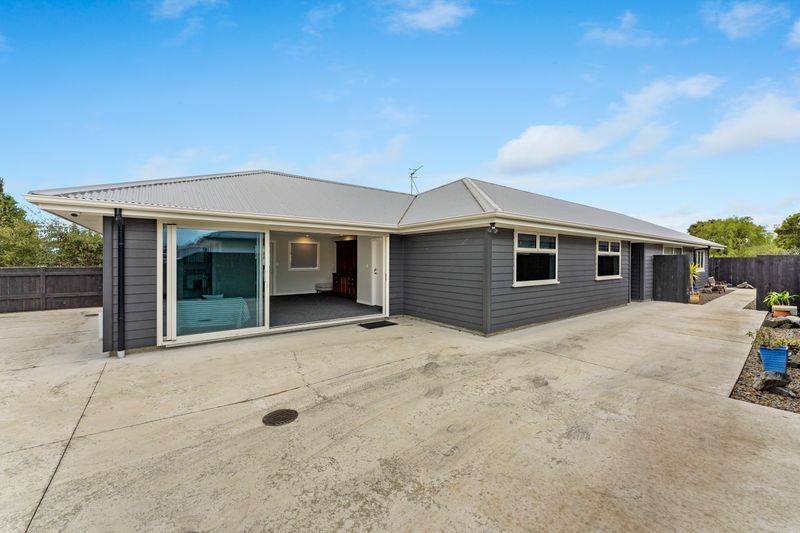 16 Ivy Lane, Kelvin Grove, Palmerston North City