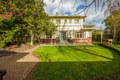 7 Pines Court, Feilding, Manawatu | Tall Poppy 