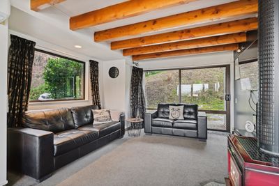 18 Woodbury Rise, Queenstown, Otago | Tall Poppy 