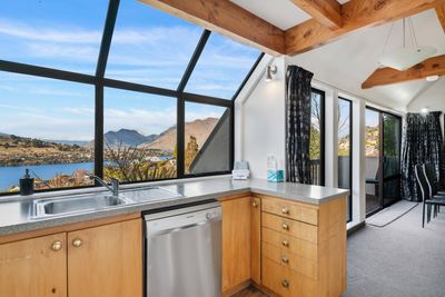 18 Woodbury Rise, Queenstown, Otago | Tall Poppy 