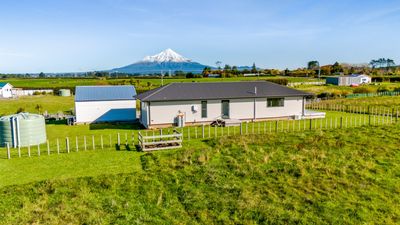 647 Beaconsfield Road, Stratford, Taranaki | Tall Poppy 