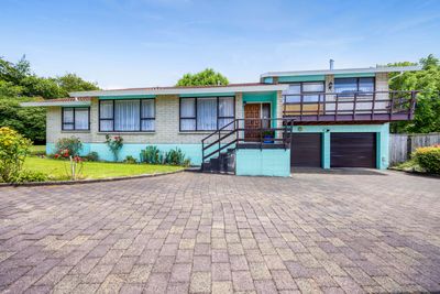 210 Regan Street, Stratford, Taranaki | Tall Poppy 