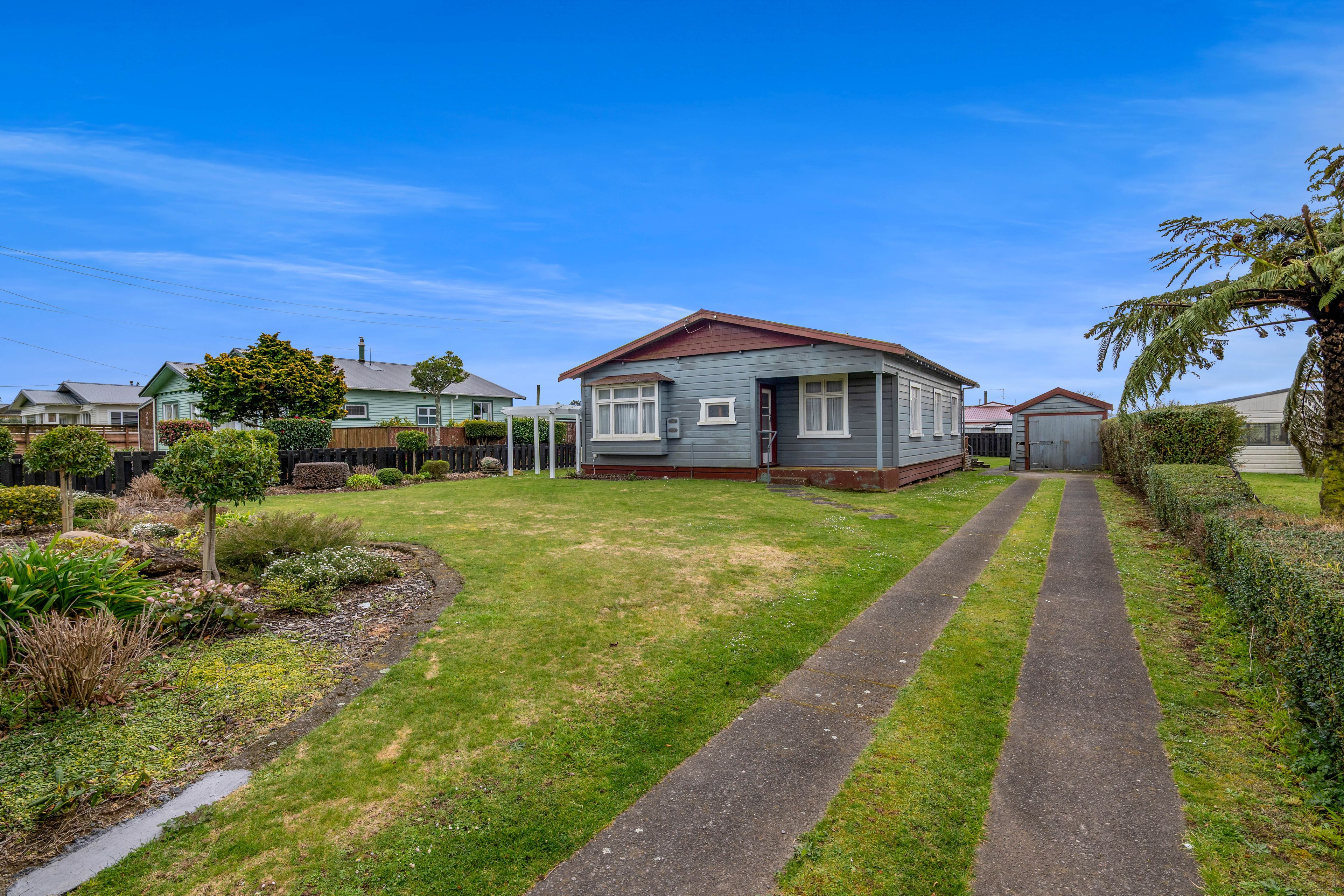 58 Pembroke Road, Stratford, Taranaki | Tall Poppy