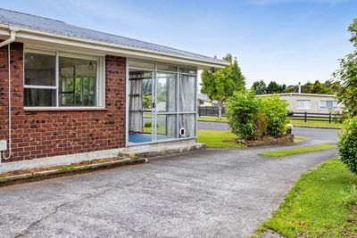 9 Oberon Street, Stratford, Taranaki | Tall Poppy 