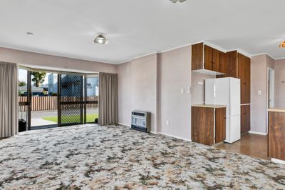 12A Pembroke Road, Stratford, Taranaki | Tall Poppy 
