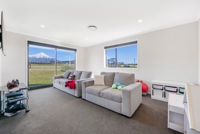 297 Monmouth Road, Stratford, Taranaki | Tall Poppy 