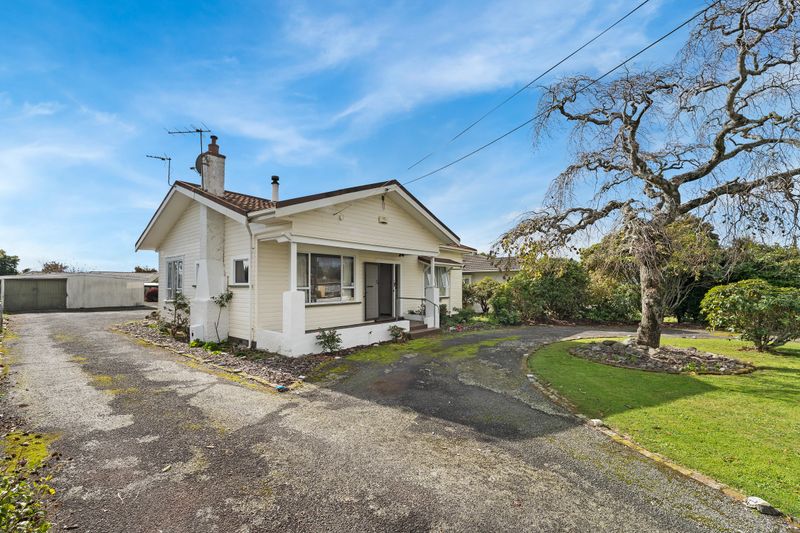 24 Pembroke Road, Stratford