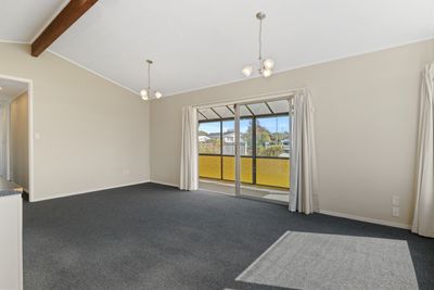 5 Adrian Street, Stratford, Taranaki | Tall Poppy 