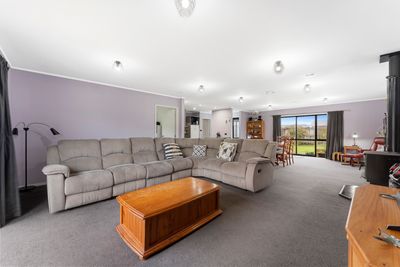 53 Seyton Street, Stratford, Taranaki | Tall Poppy 