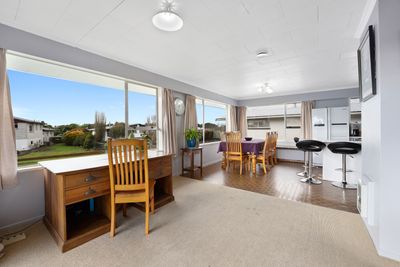 15 Oberon St, Stratford, Taranaki | Tall Poppy 