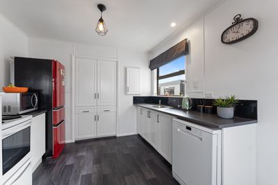 138 Miranda Street, Stratford, Taranaki | Tall Poppy 