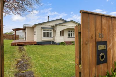 126 Hamlet Street, Stratford, Taranaki | Tall Poppy 