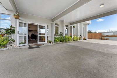 373 Broadway, Stratford, Taranaki | Tall Poppy 
