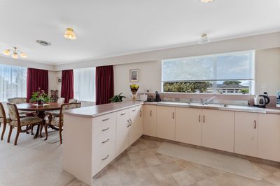37 Cordelia Street, Stratford, Taranaki | Tall Poppy 