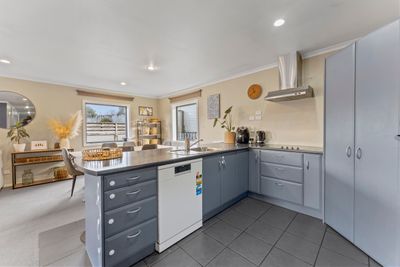 56 Oberon Street, Stratford, Taranaki | Tall Poppy 