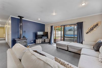 56 Oberon Street, Stratford, Taranaki | Tall Poppy 