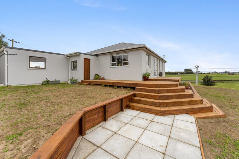 669 Skinner Road, Stratford